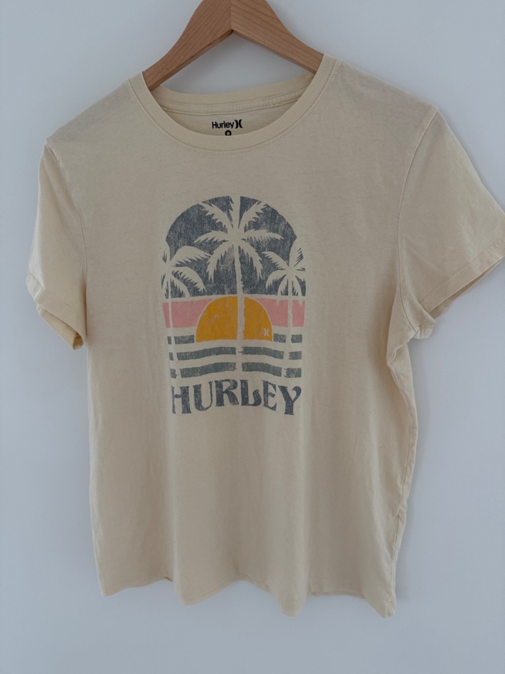 EUC. Medium Women’s Hurley T Shirt